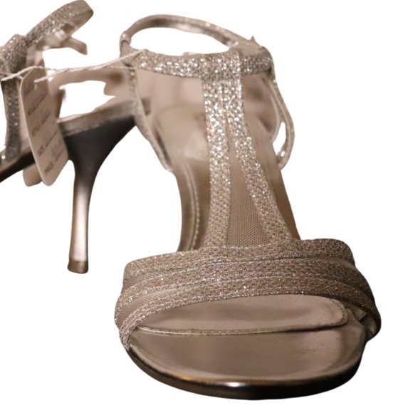 ✅️UNLISTED KENNETH COLE WOMEN'S FORMAL SILVER GLITTER HEELS - Picture 4 of 5